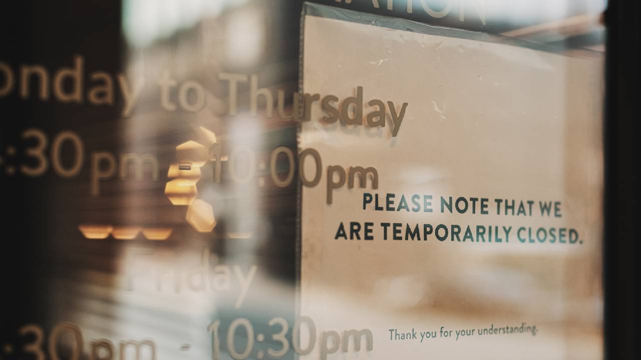 closed sign_summary.jpg