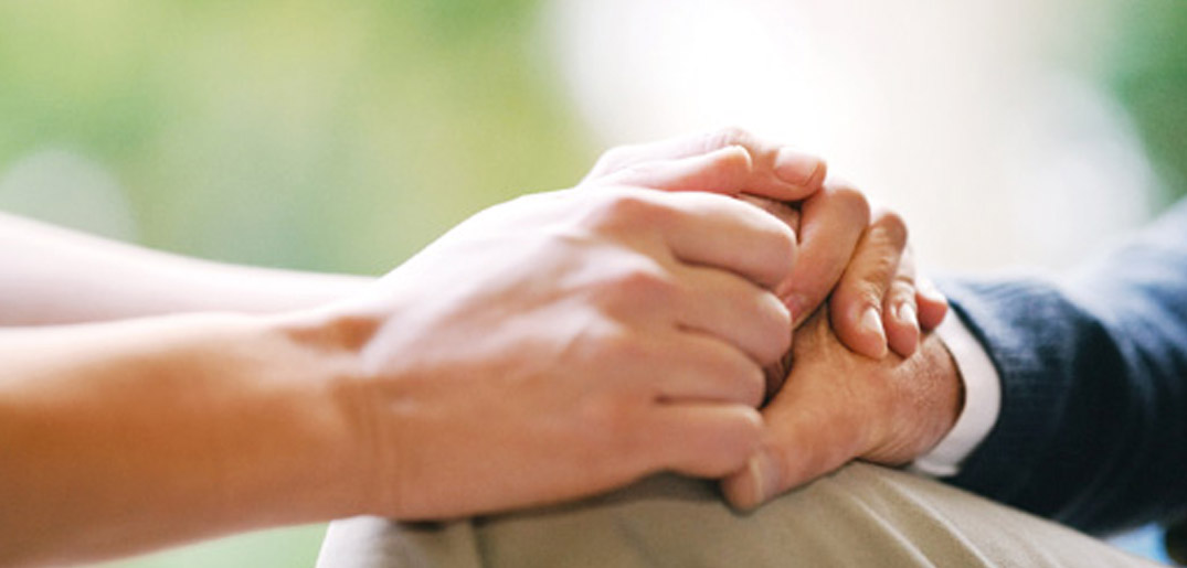 reasurre hands.jpg
